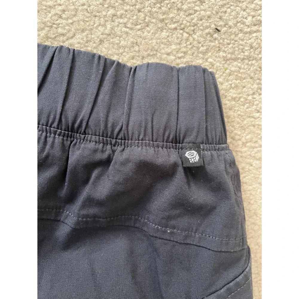 Mountain Hardwear‎ NWT Women's Cascade Pass Cargo Shorts Black- Size XS